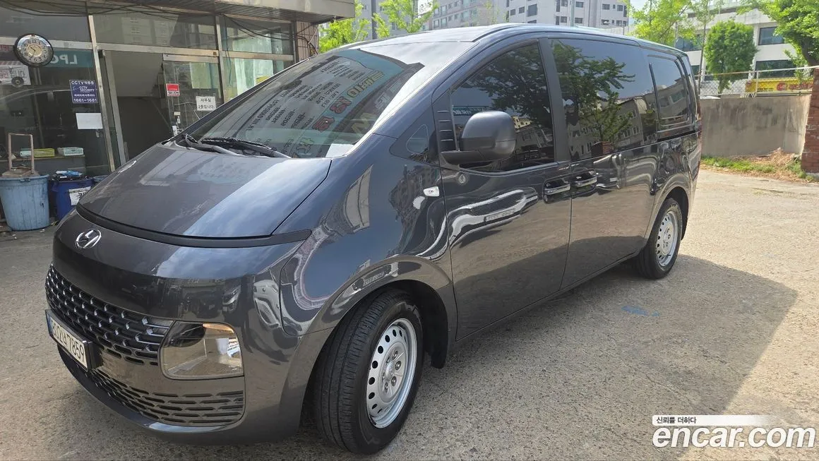 Hyundai Staria — фото 3