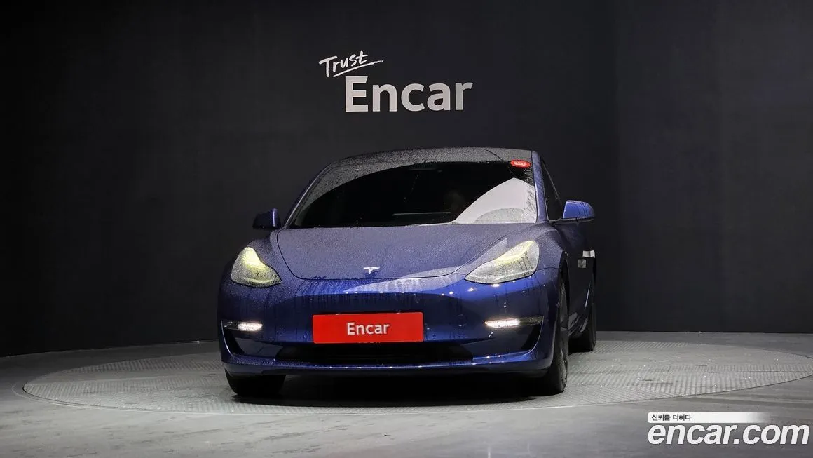 Tesla Model 3 — фото 2