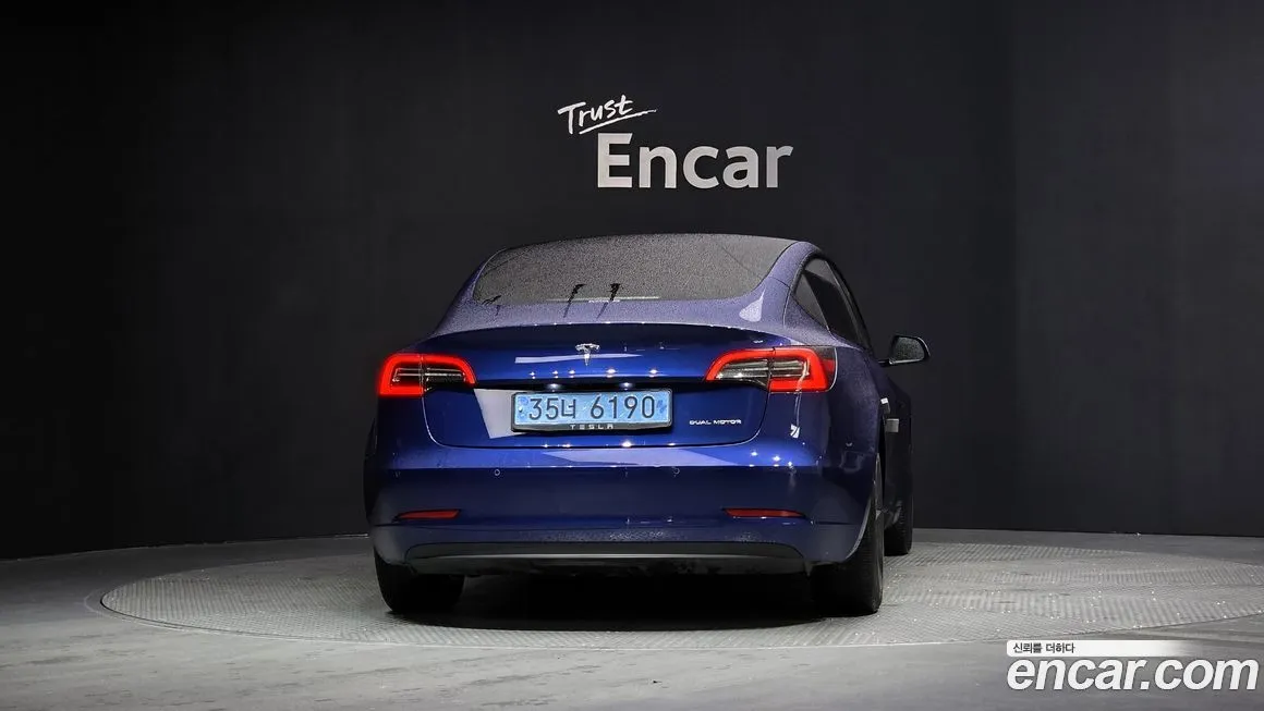 Tesla Model 3 — фото 3