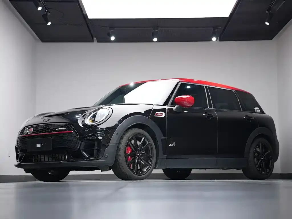 MINI Clubman JCW — фото 4