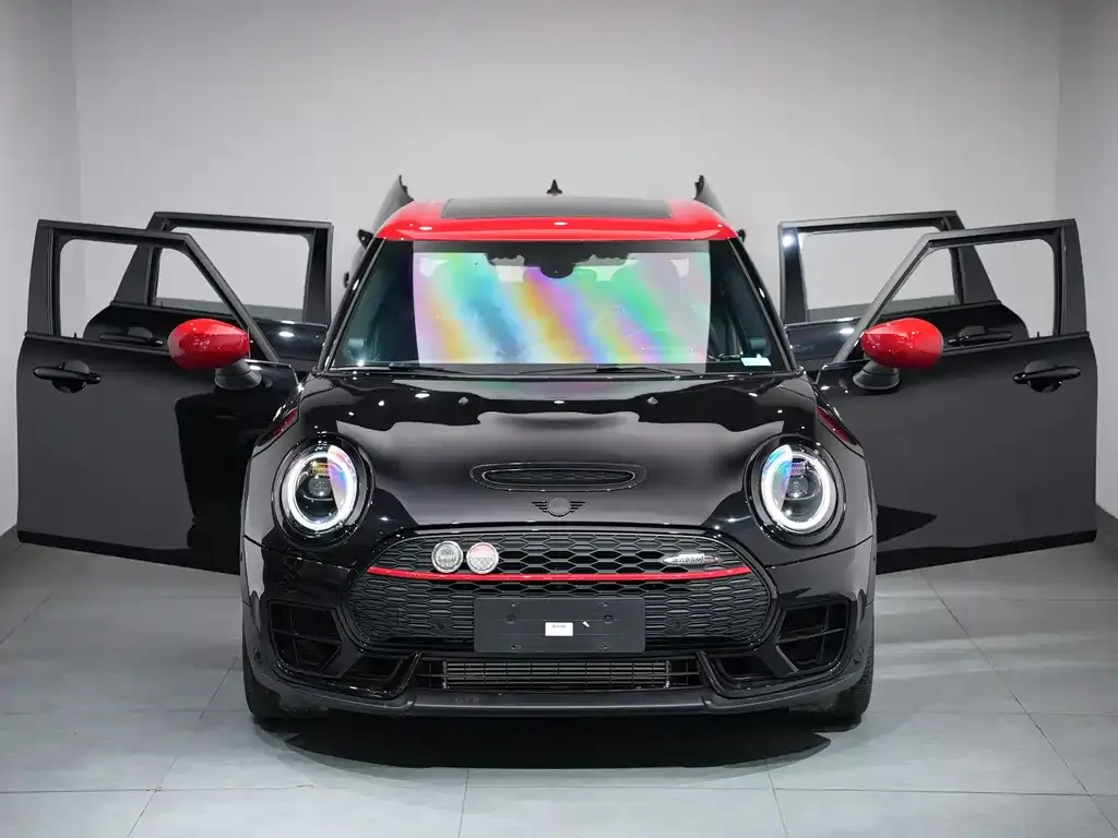 MINI Clubman JCW — фото 3