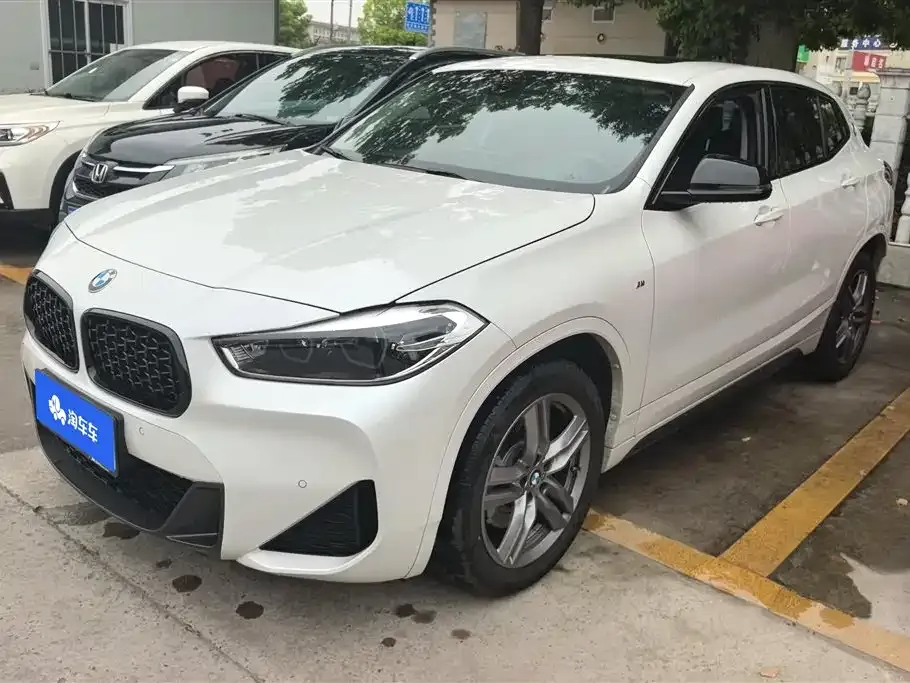BMW X2 — фото 1