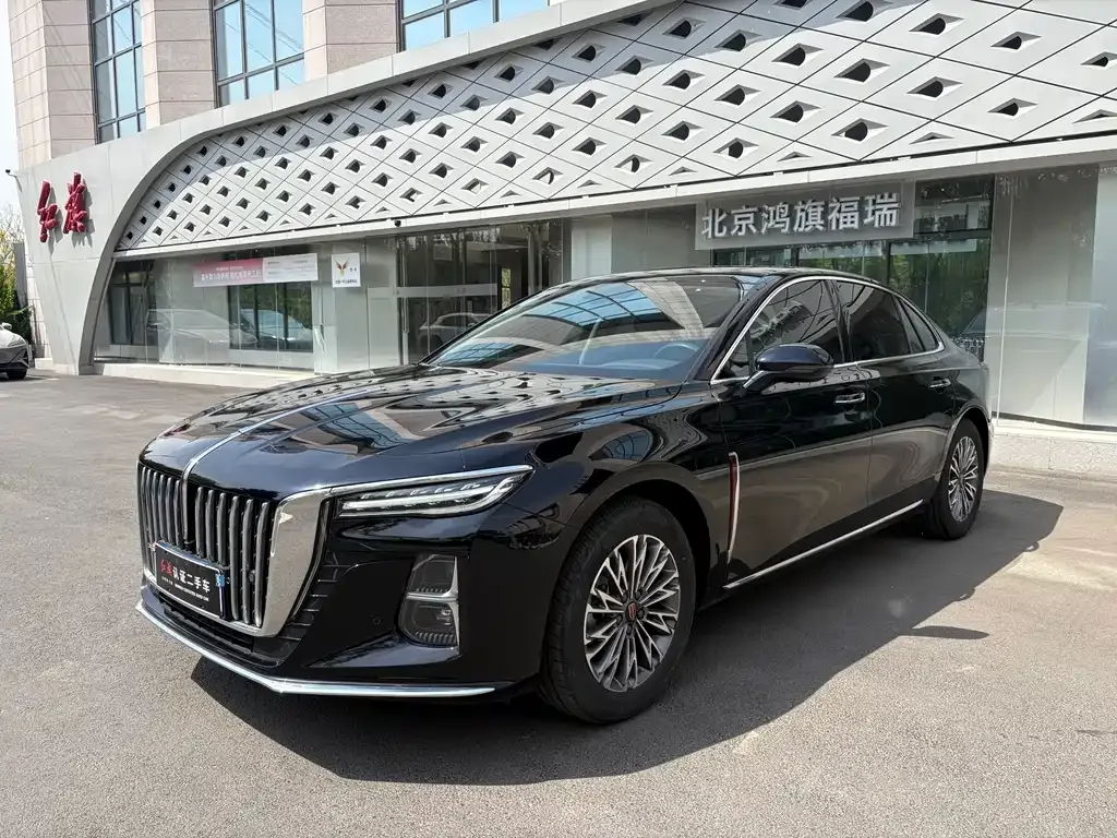 Hongqi H5 — фото 1