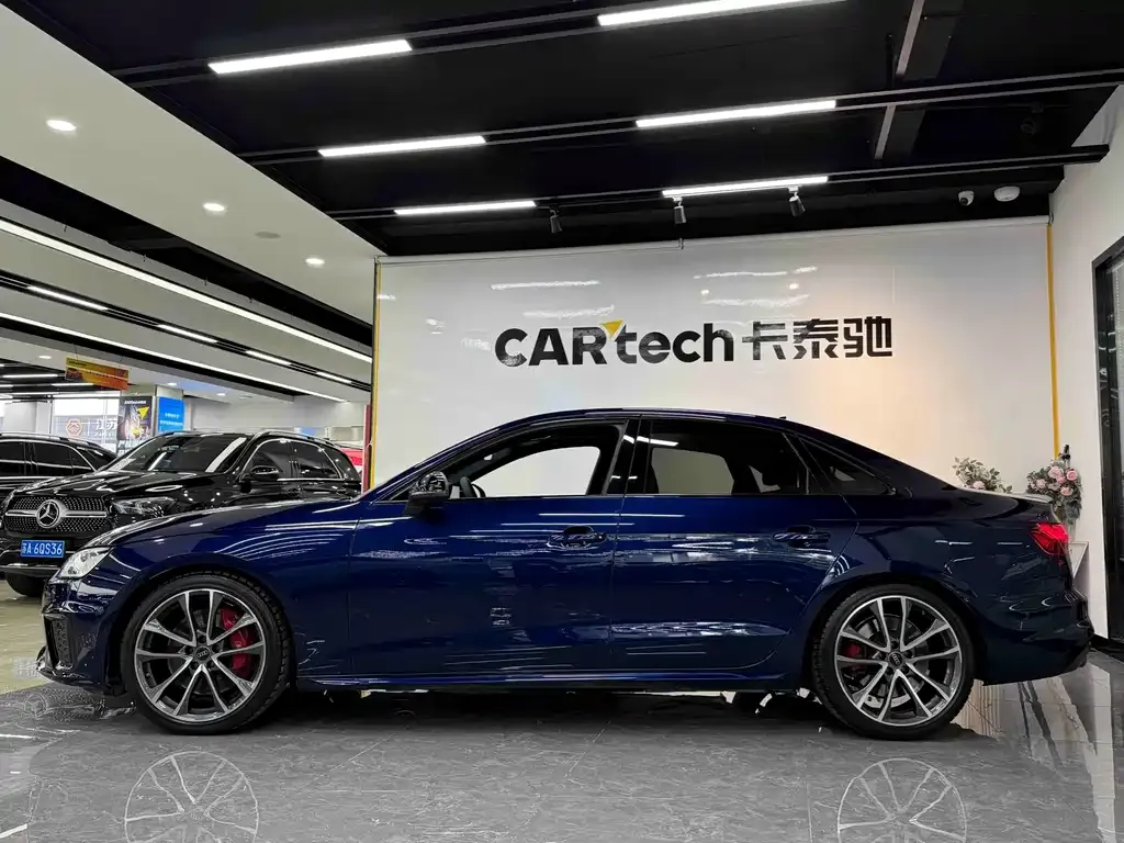 Audi S4 — фото 4