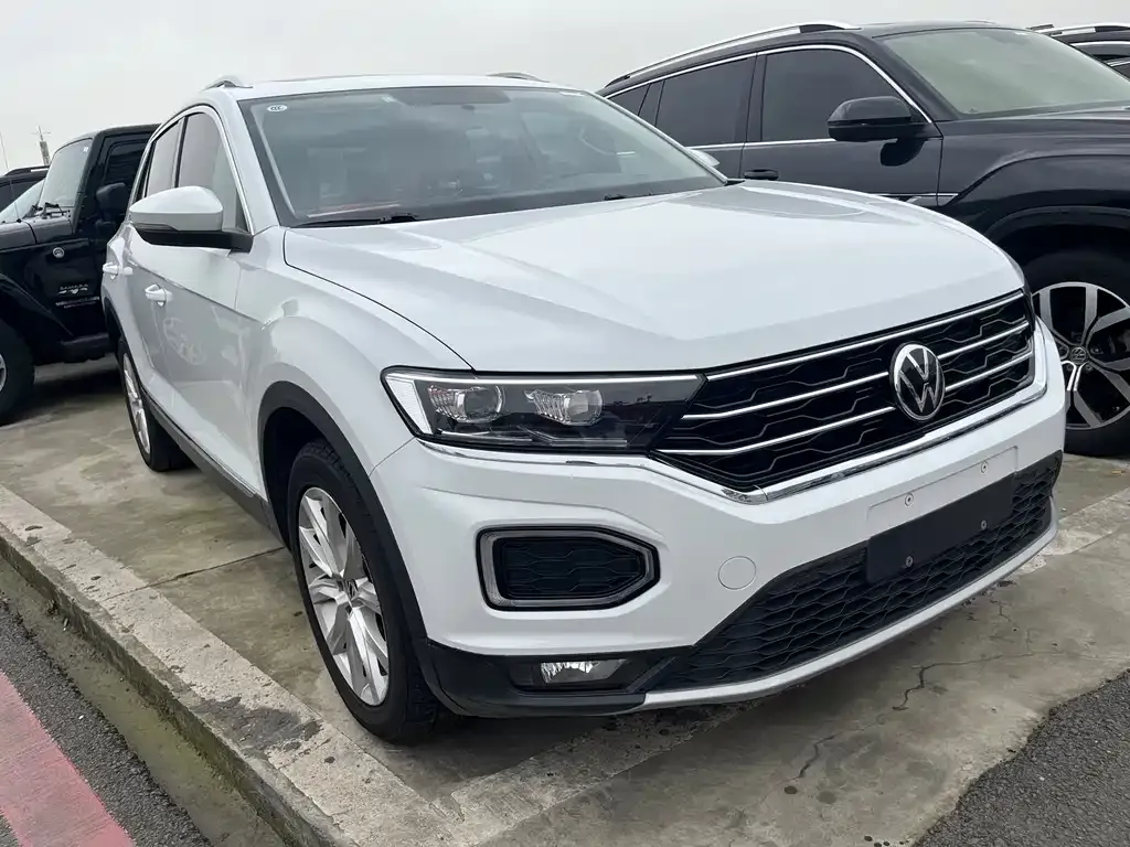 Volkswagen T-Roc — фото 4