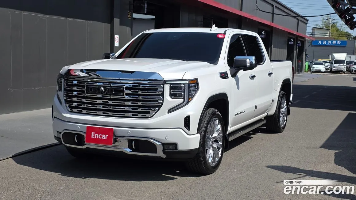 GMC Sierra — фото 1