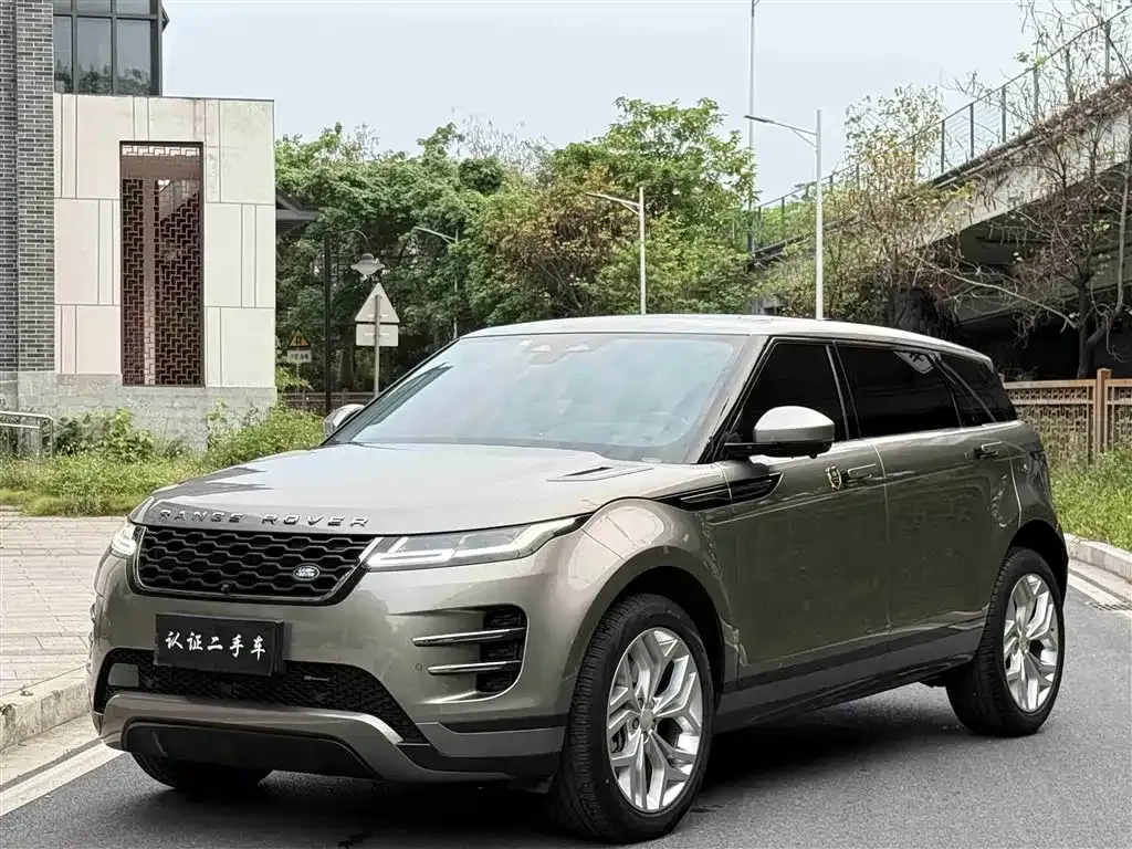 Land Rover Evoque — фото 1