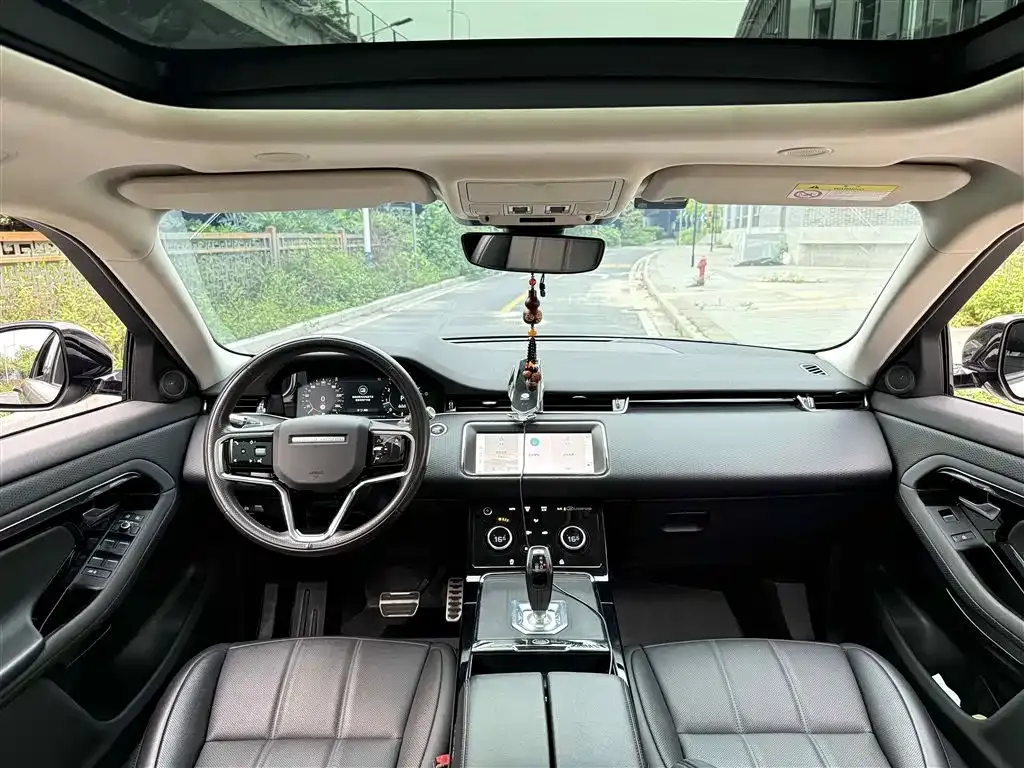 Land Rover Evoque — фото 8