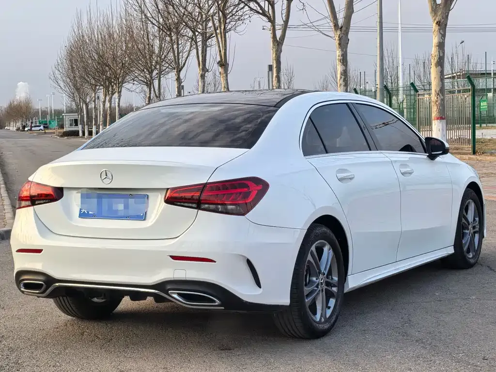 Mercedes-Benz A-Class — фото 9
