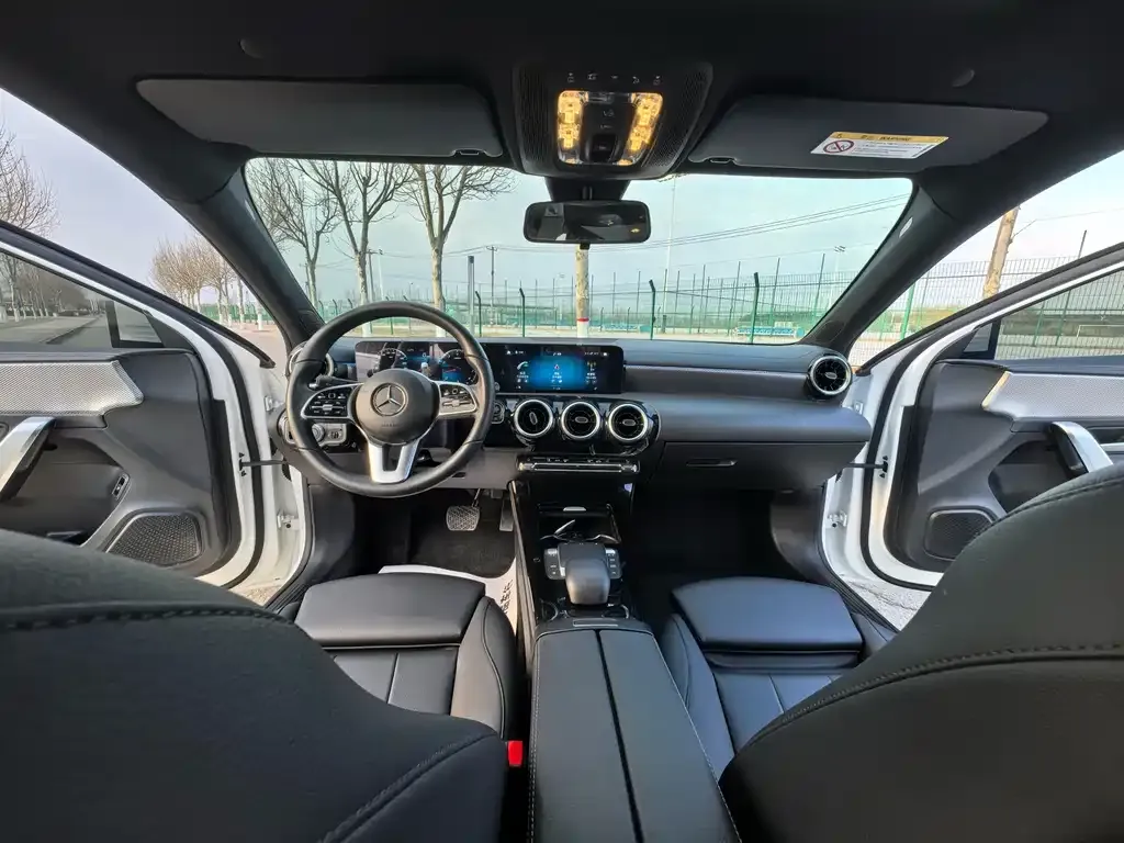 Mercedes-Benz A-Class — фото 3