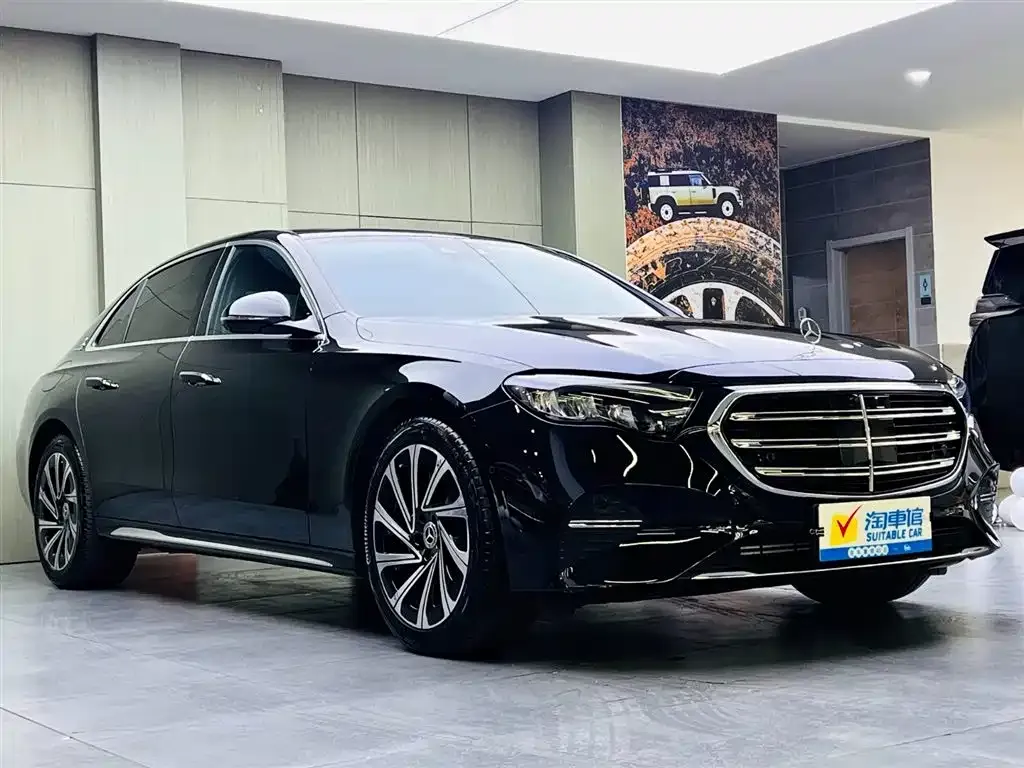Mercedes-Benz E-Class — фото 8