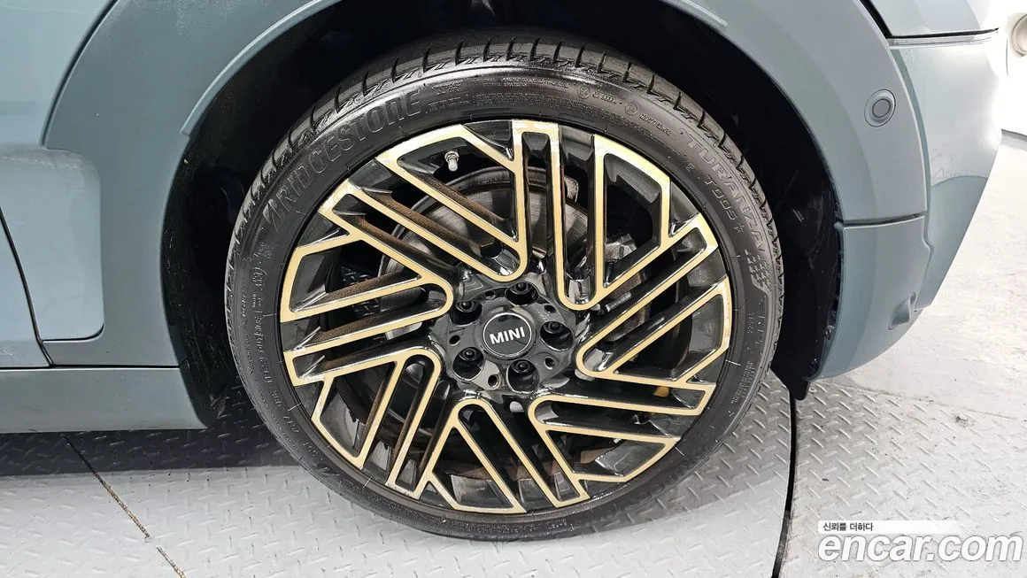 Mini Clubman — фото 9