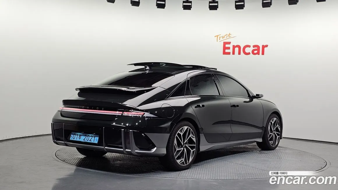 Hyundai Ioniq6 — фото 4