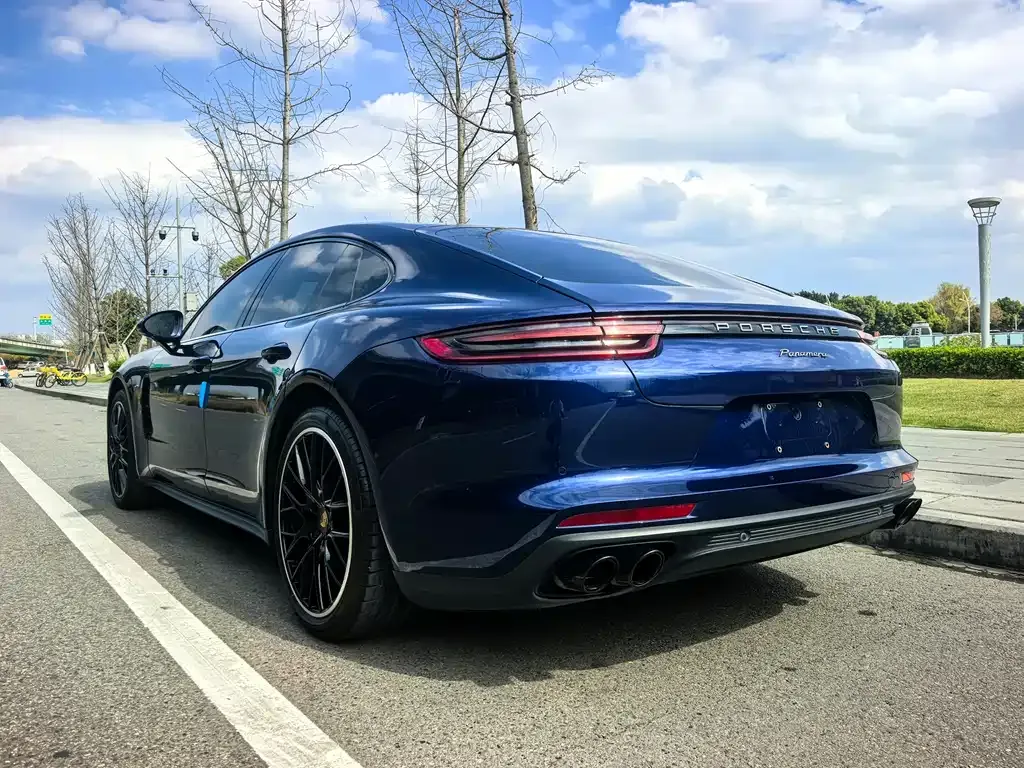 Porsche Panamera — фото 6