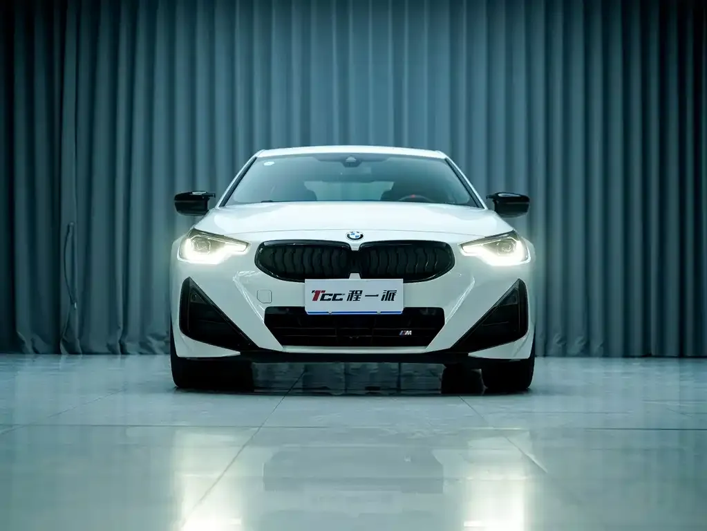 BMW M240i — фото 2