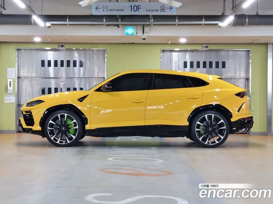 Lamborghini Urus — фото 5