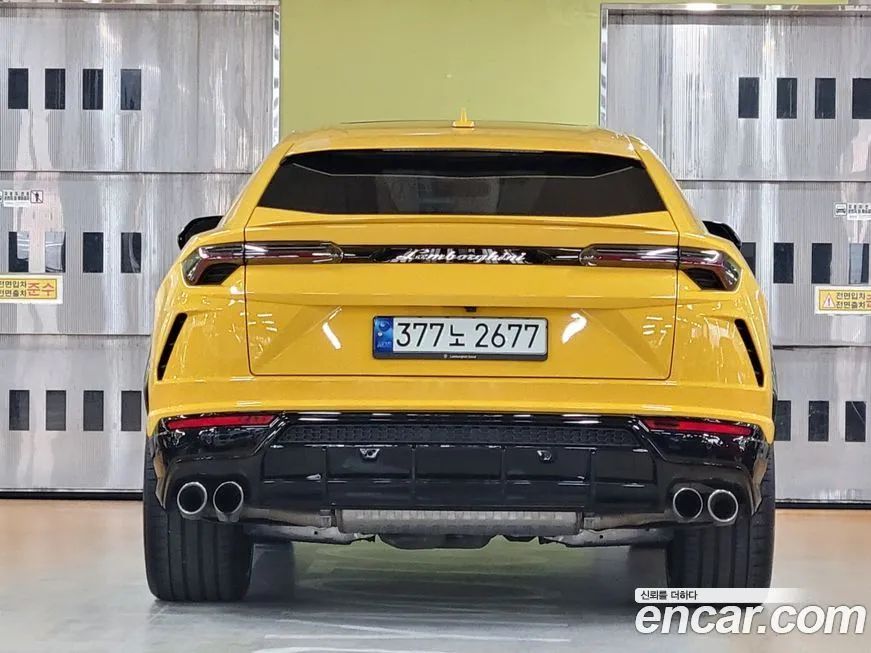 Lamborghini Urus — фото 9