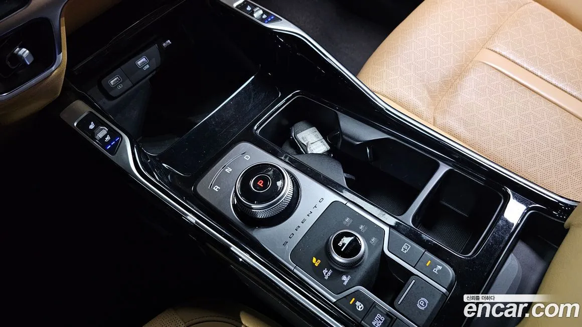 Kia Sorento — фото 9