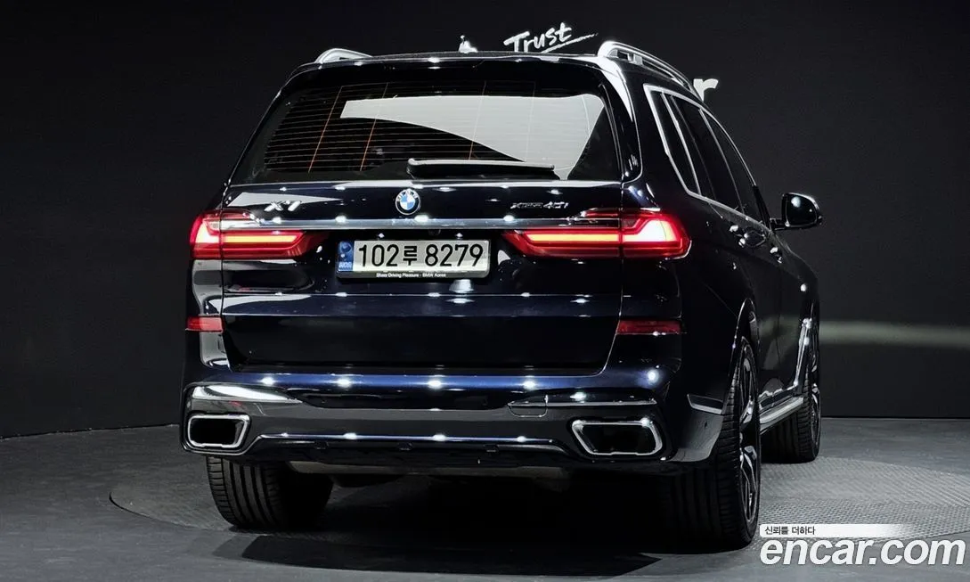 BMW X7 — фото 4