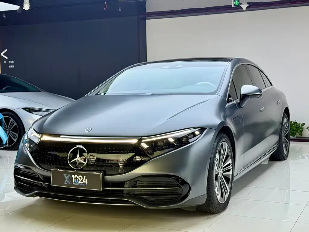 Mercedes-Benz EQS — фото 1