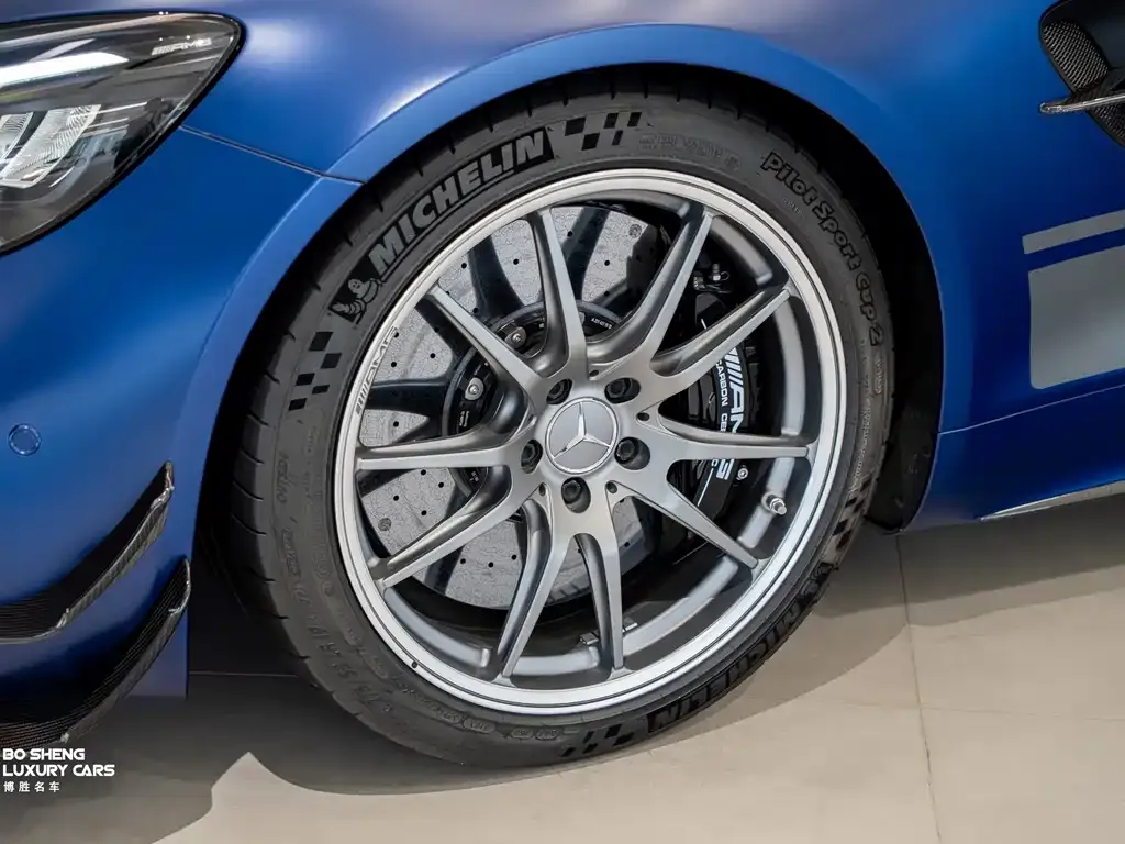 Mercedes-Benz AMG GT — фото 8