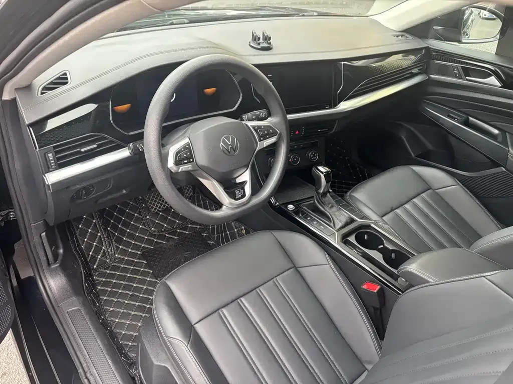 Volkswagen Passat — фото 5