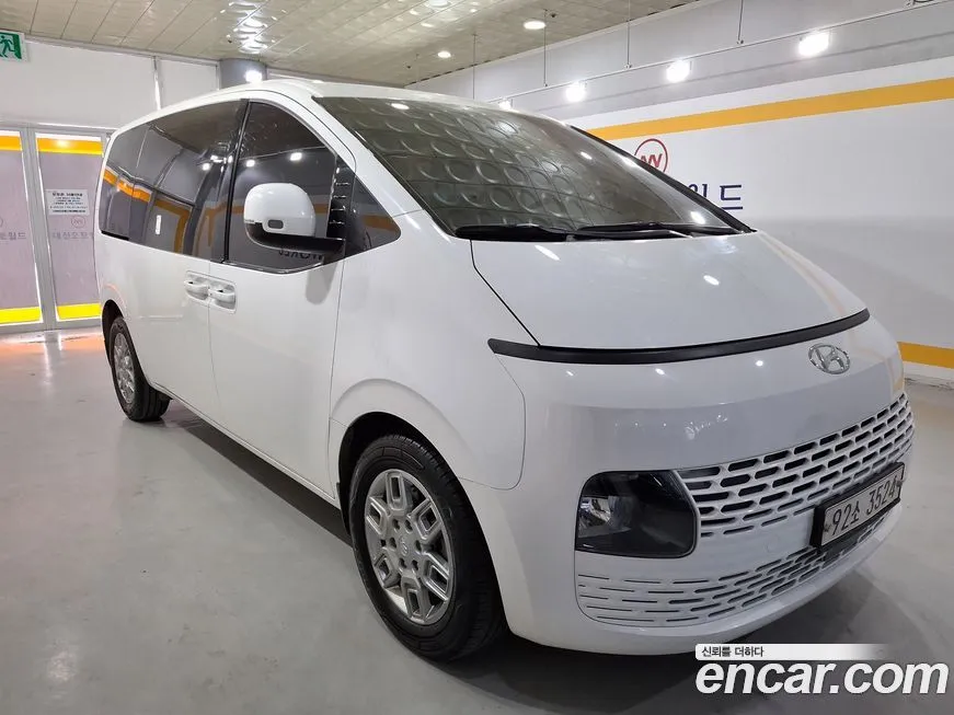 Hyundai Staria — фото 3