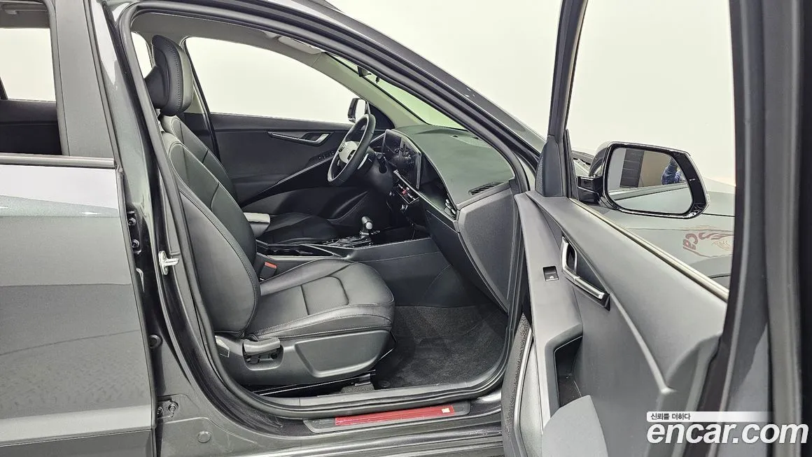 Kia Niro — фото 10