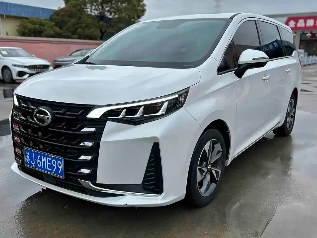 GAC Motor Trumpchi M6 — фото 1