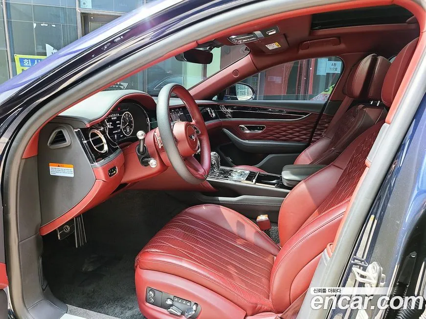 Bentley Flying Spur — фото 6