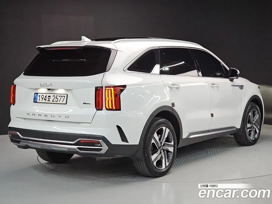 Kia Sorento — фото 10