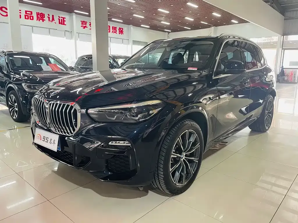 BMW X5 (Import) — фото 1