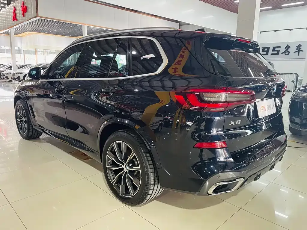 BMW X5 (Import) — фото 7