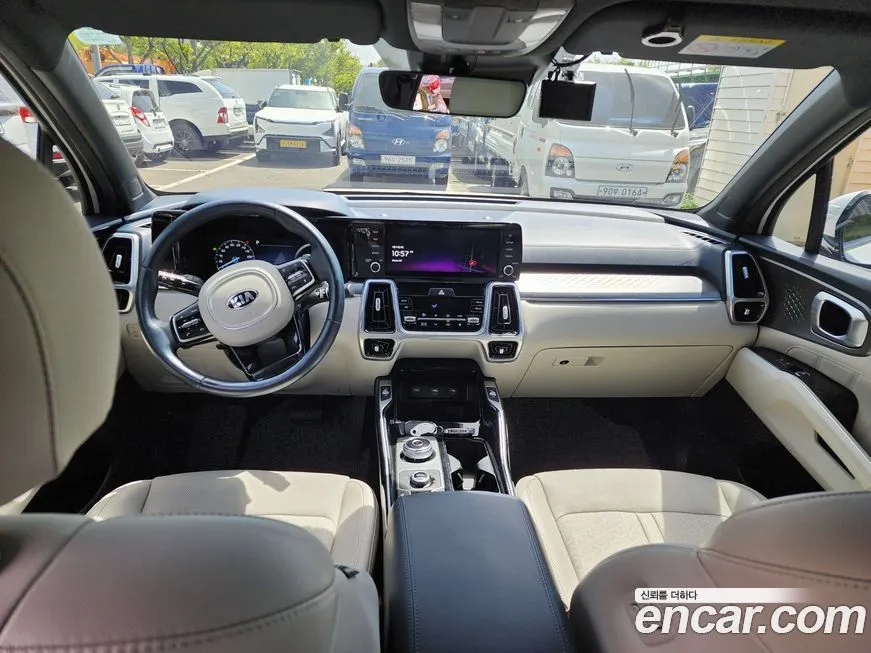 Kia Sorento — фото 10