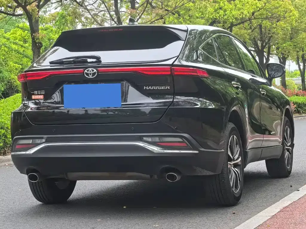 Toyota Harrier — фото 2