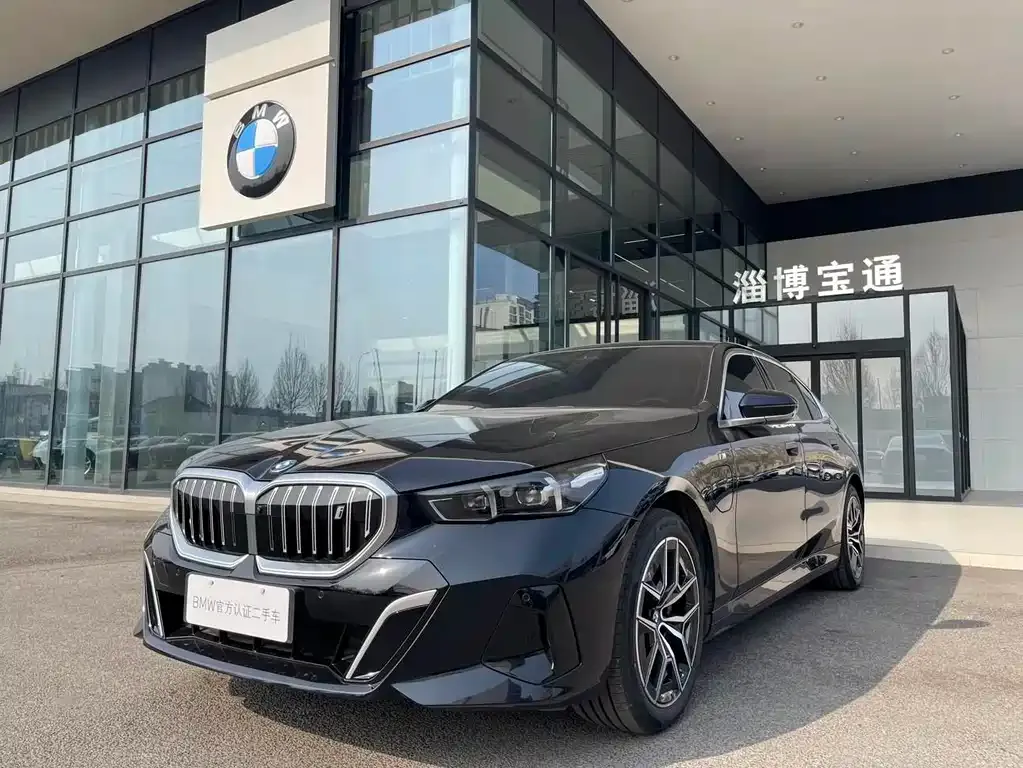 BMW i5 — фото 9
