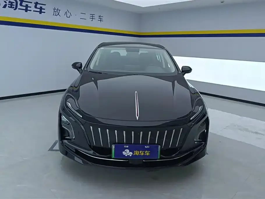 Hongqi E-QM5 — фото 4
