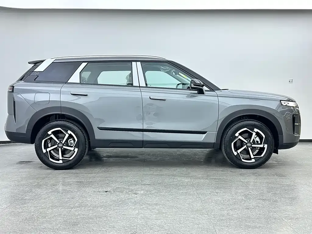 Chery Tiggo 7 — фото 8