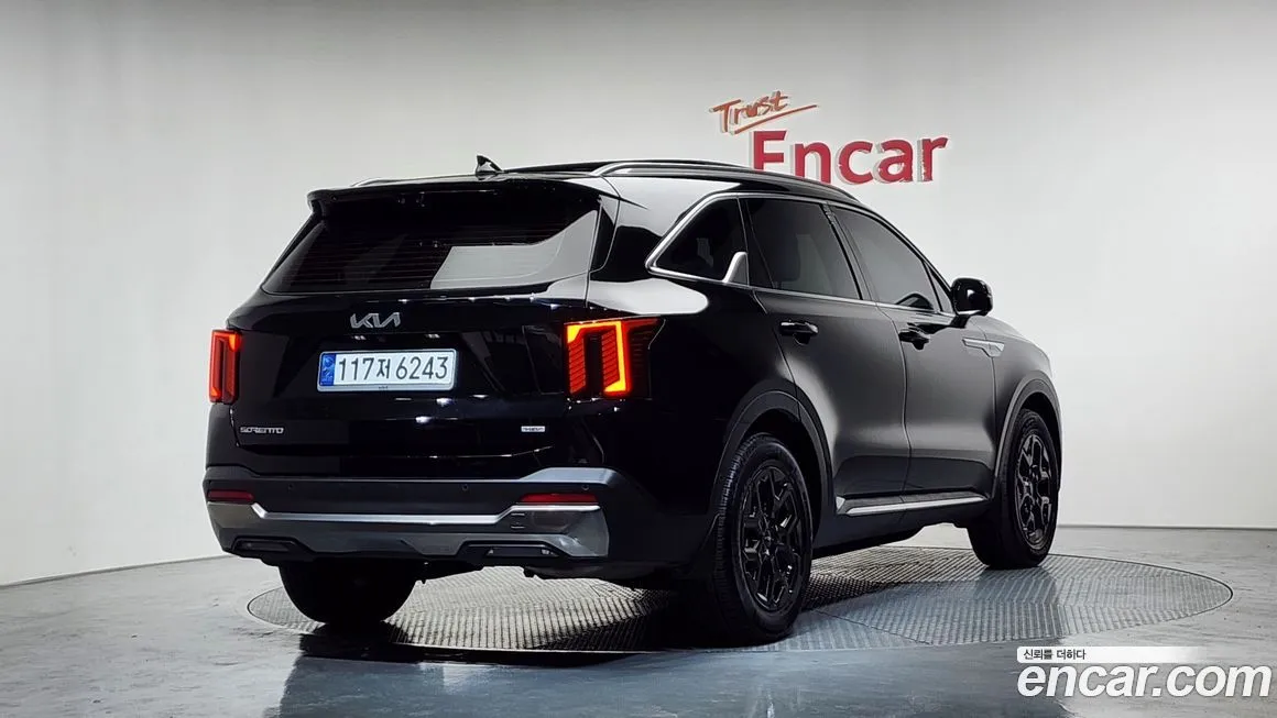 Kia Sorento — фото 3