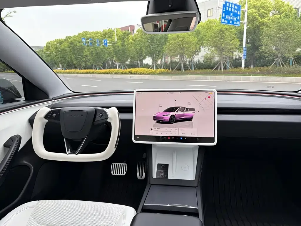 Tesla Model 3 — фото 6