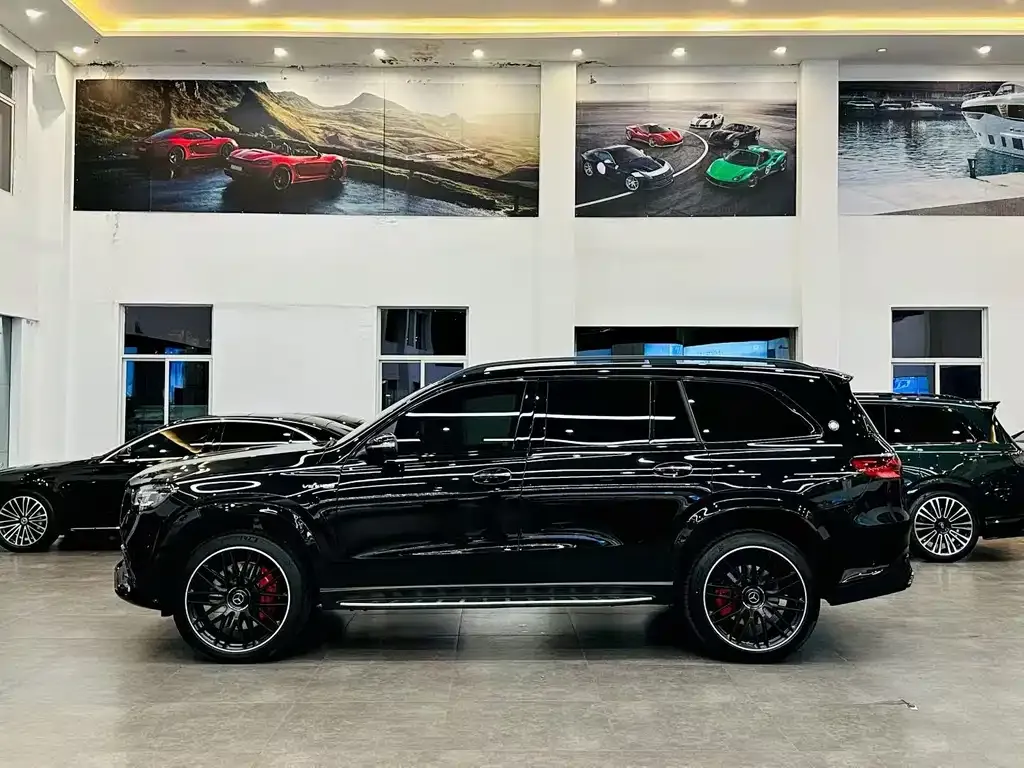 Mercedes-Benz GLS AMG — фото 6