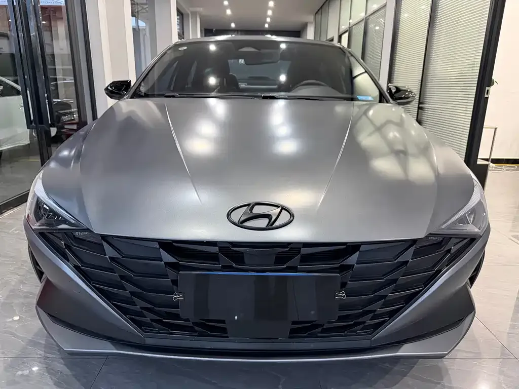 Hyundai Elantra — фото 4