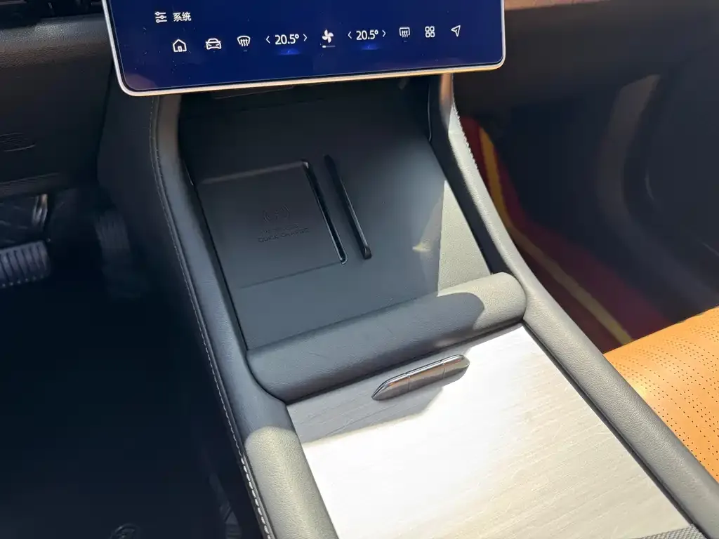 Geely Galaxy L7 — фото 4