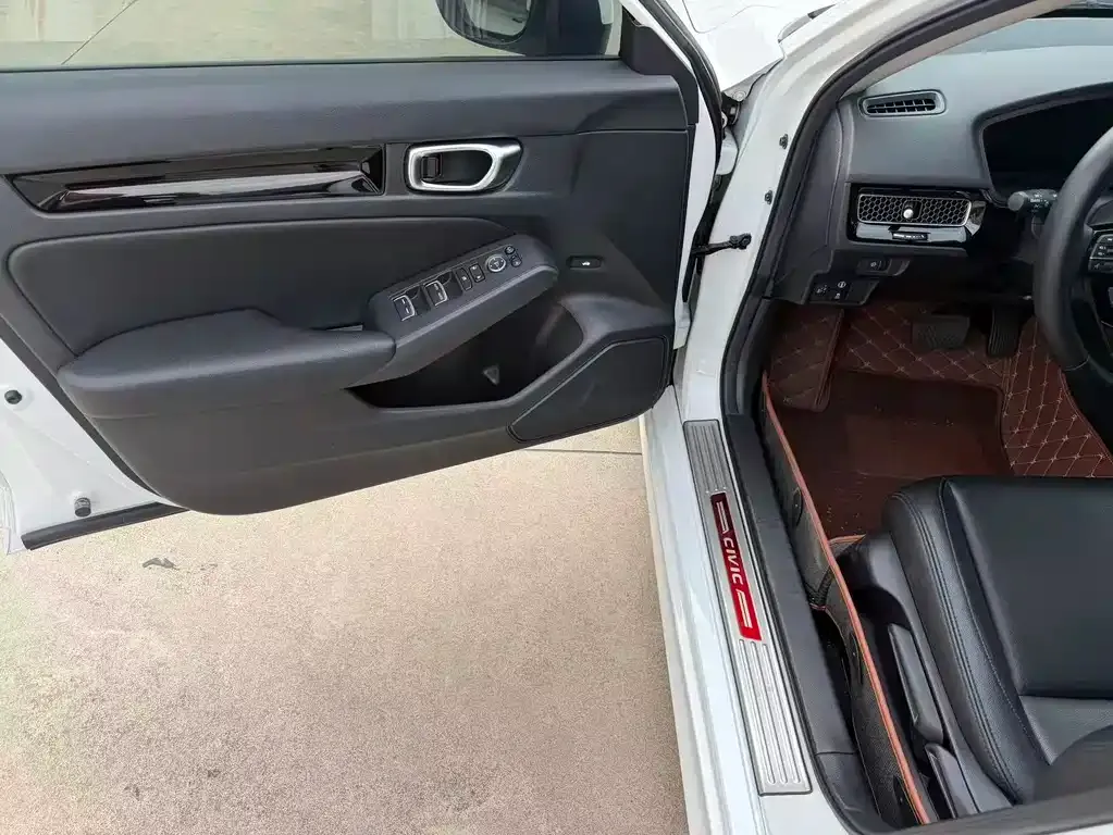 Honda Civic — фото 6