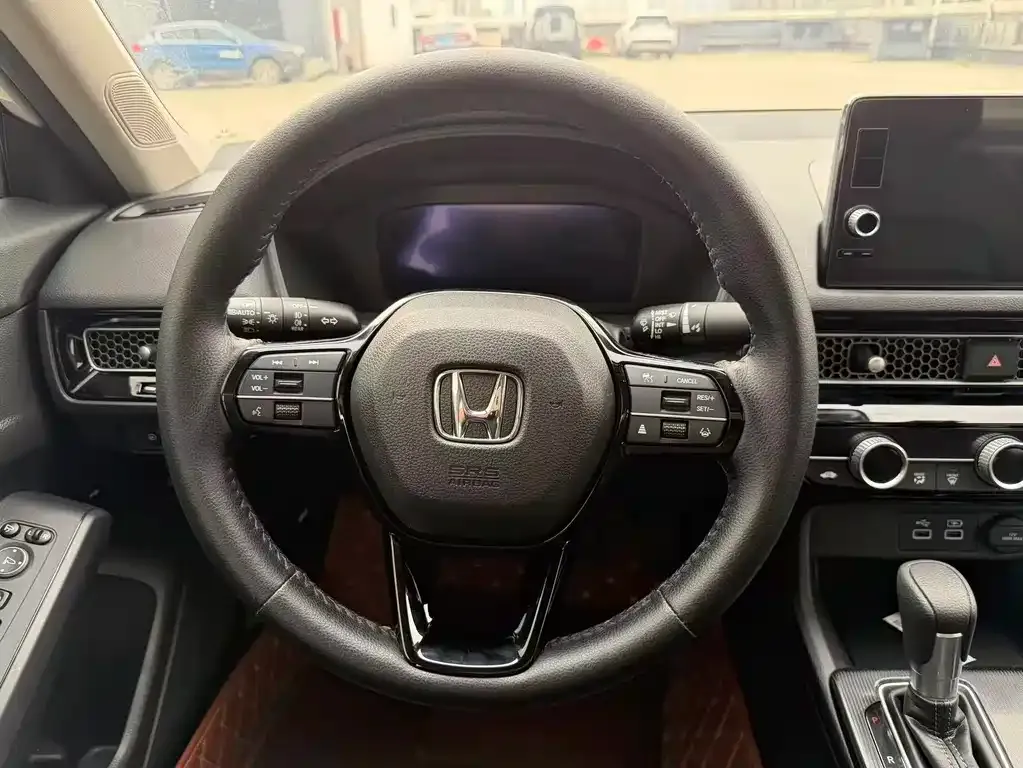 Honda Civic — фото 7