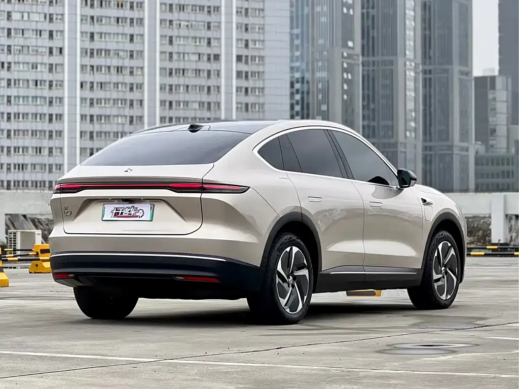 NIO EC7 — фото 9