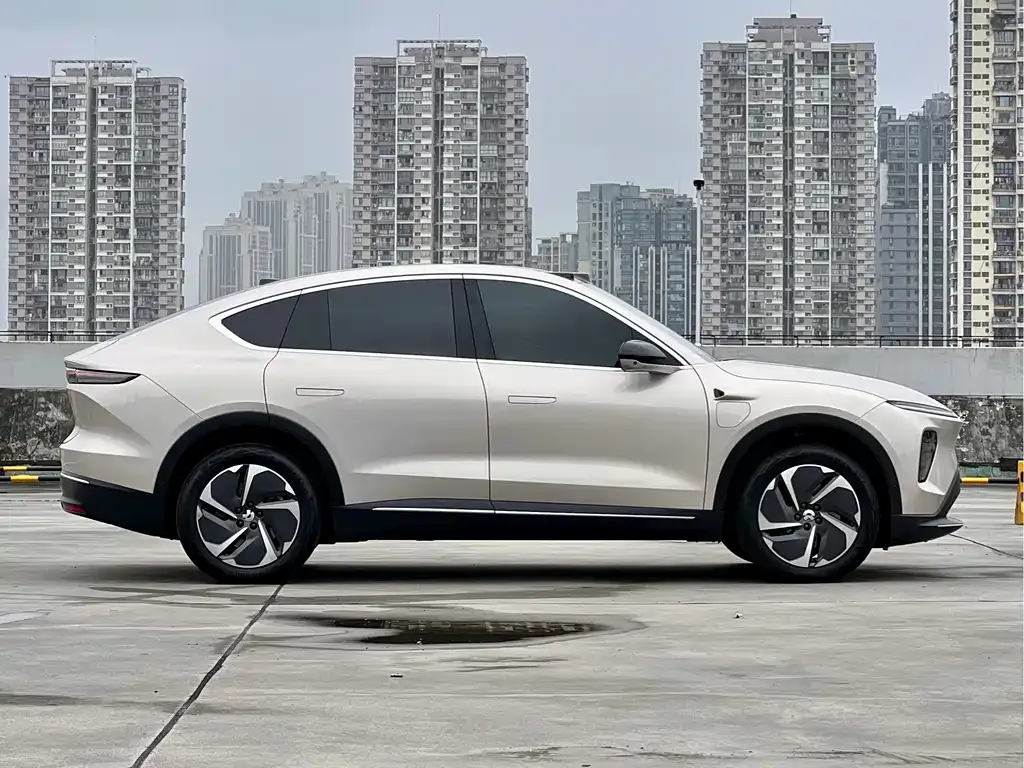 NIO EC7 — фото 8
