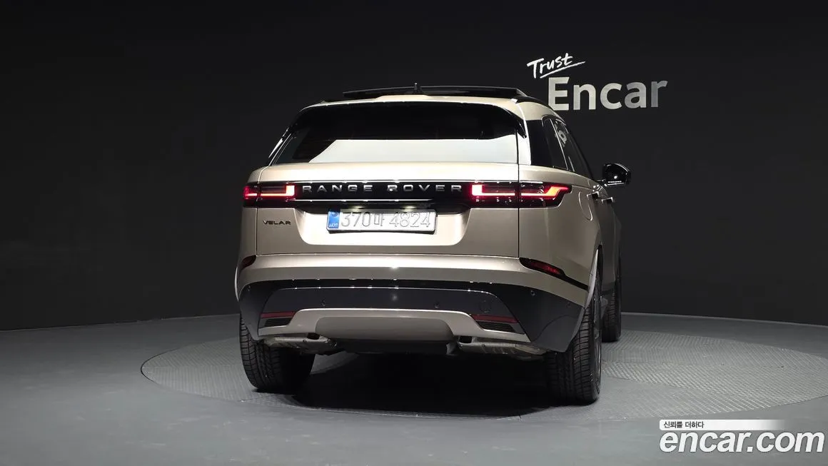 Land Rover Range Rover Velar — фото 3