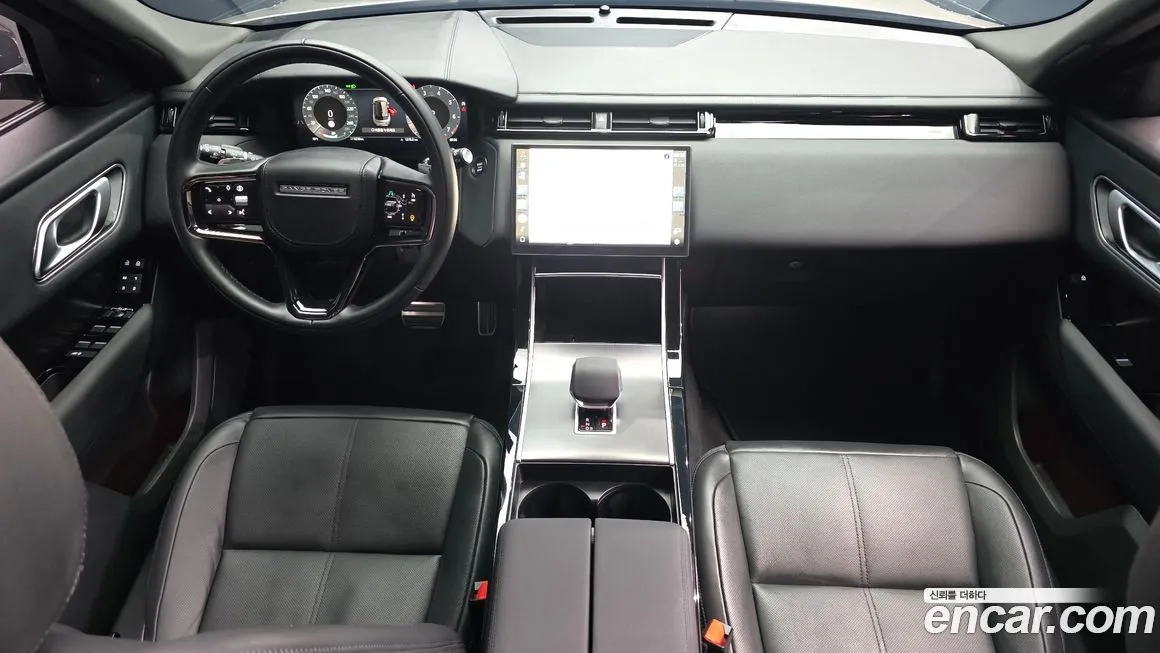 Land Rover Range Rover Velar — фото 9