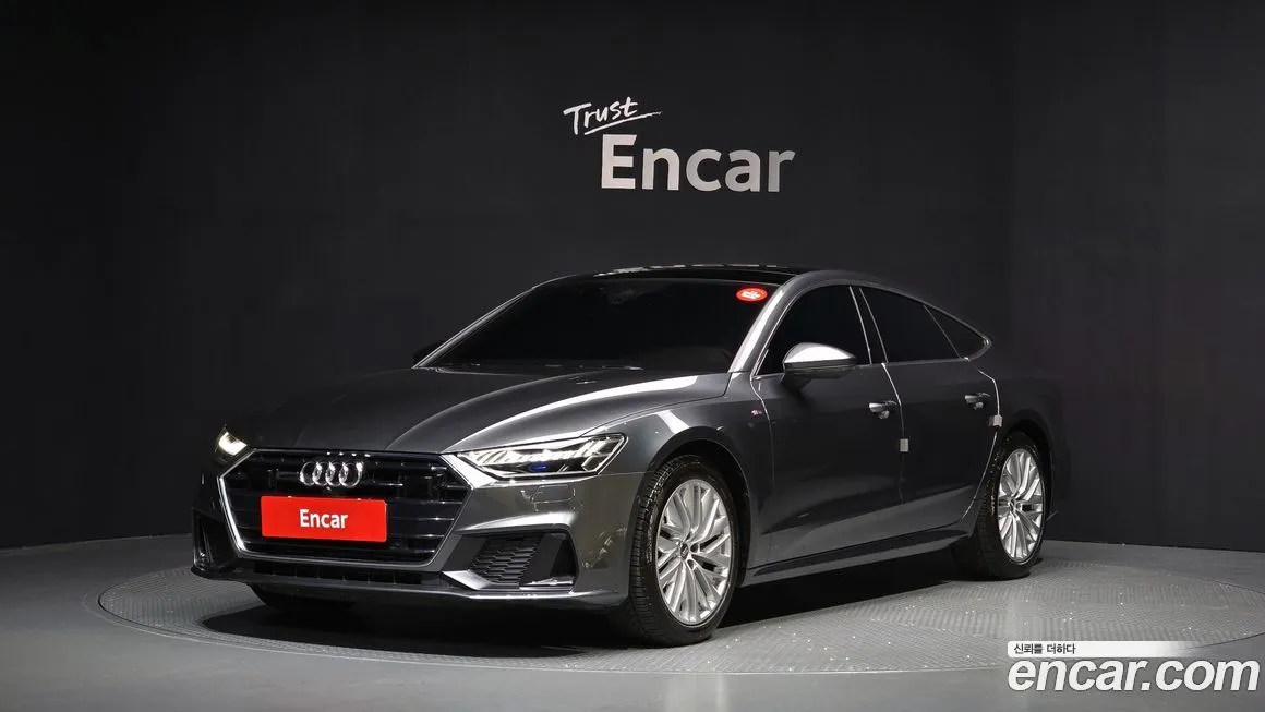 Audi A7 — фото 1